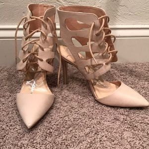 Jessica Simpson Heel
